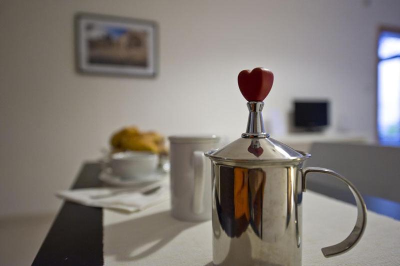 Appartement Vico Amato Residenza à Sulmona Extérieur photo